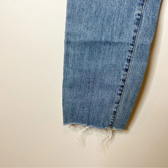 Urban Outfitters BDG High Waisted Slim Straight Light Wash Jeans - Picture 5 of 8